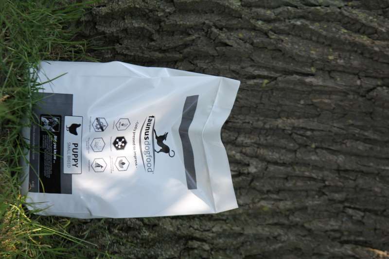 PUPPY SMALL BREED 4 KG