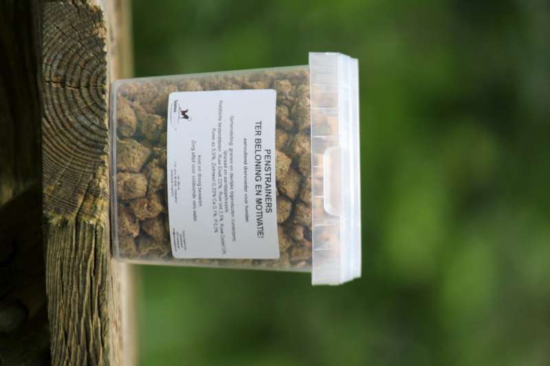 TREATS – TRAINER TRIPE